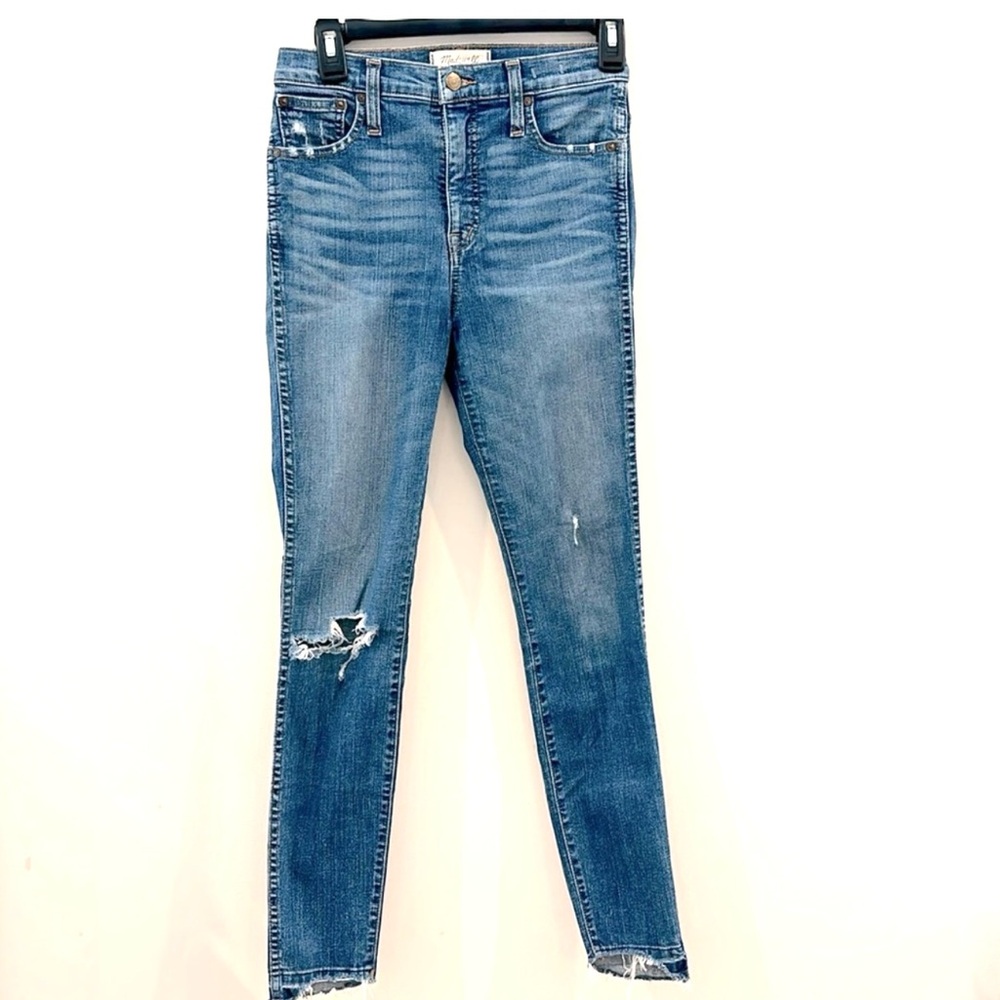 🌺 Madewell 10” High rise Skinny Semi-Distressed Jeans Retail $128 Size 25